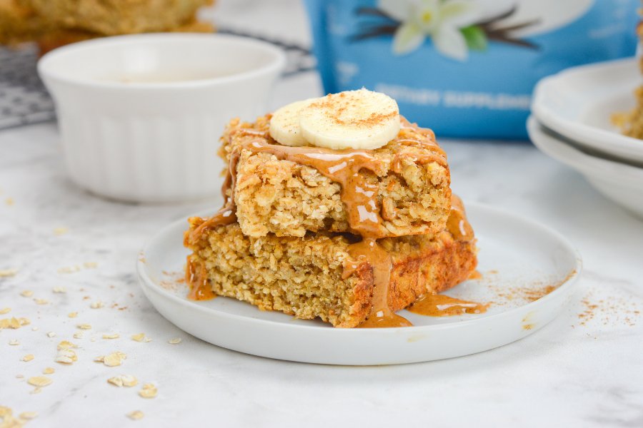 Banana Oatmeal Bars Featuring Amazing Creamer