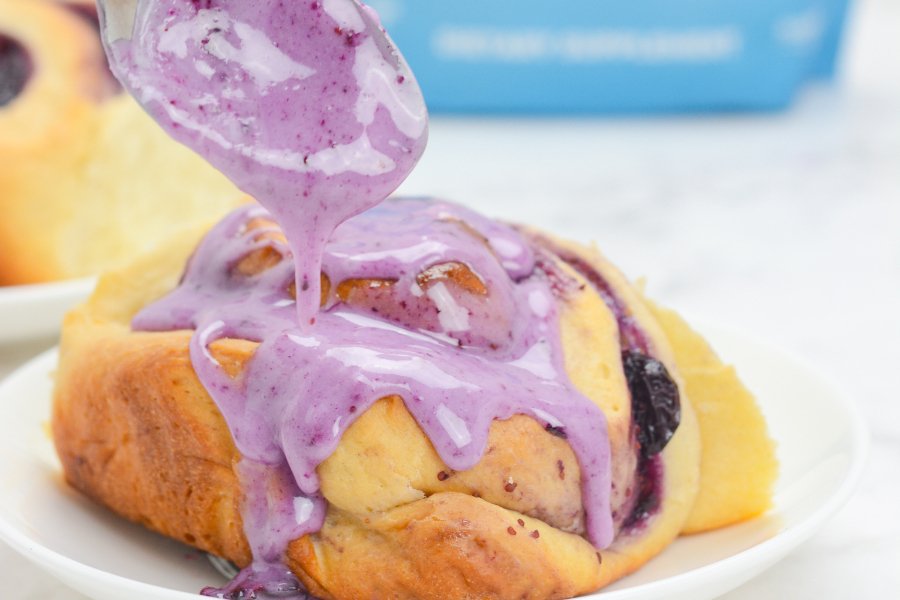 Blueberry Sweet Rolls Featuring Amazing Creamer